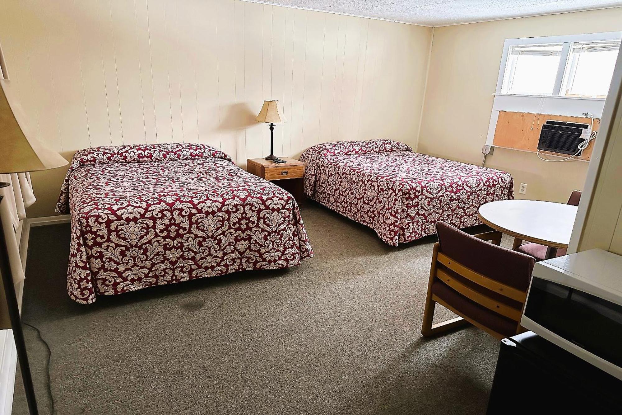 Love Hotels Timberline By Oyo Lake Superior Ironwood Ngoại thất bức ảnh